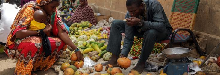 marché à Ménaka, ville située au Nord du Mali