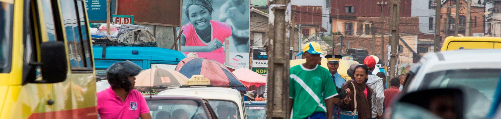 Adapt' Action, Antananarivo, Madagascar, ville, trafic