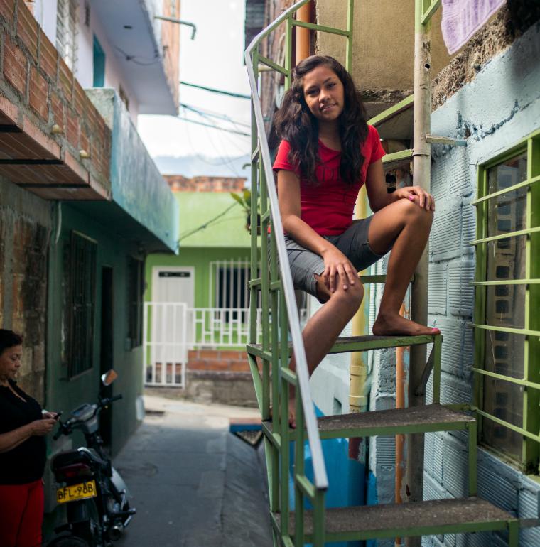 Jeune fille à Medellín, Colombie