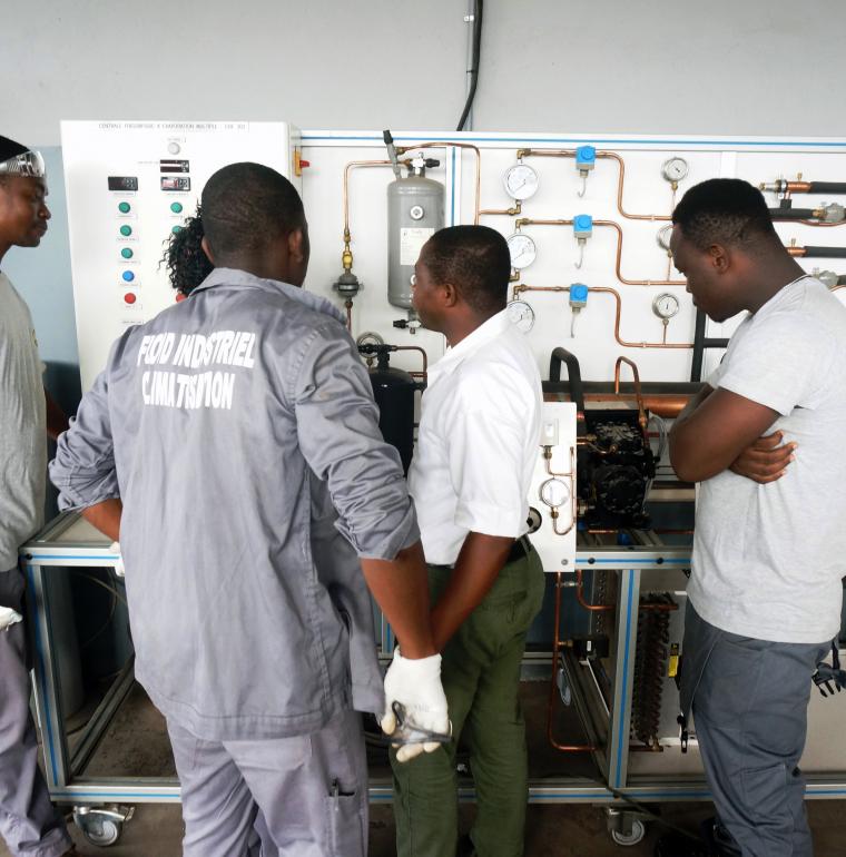 Atelier de froid industriel au Centre de Formation aux Métiers de l'Industrie au Togo
