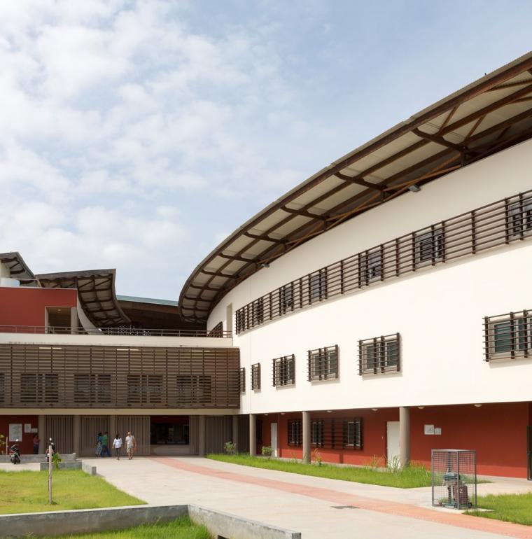 Centre hospitalier, Guyane, pôle femmes enfants, santé