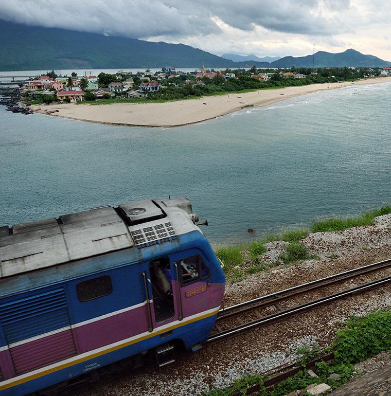 Train, ville, Vietnam
