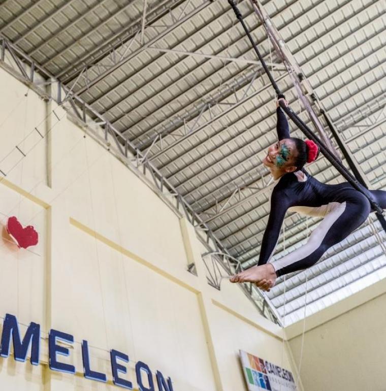 Young girl of Cameleon center 