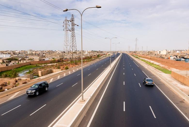 Autoroute Dakar-aéroport international Blaise Diagne, transport, Sénégal