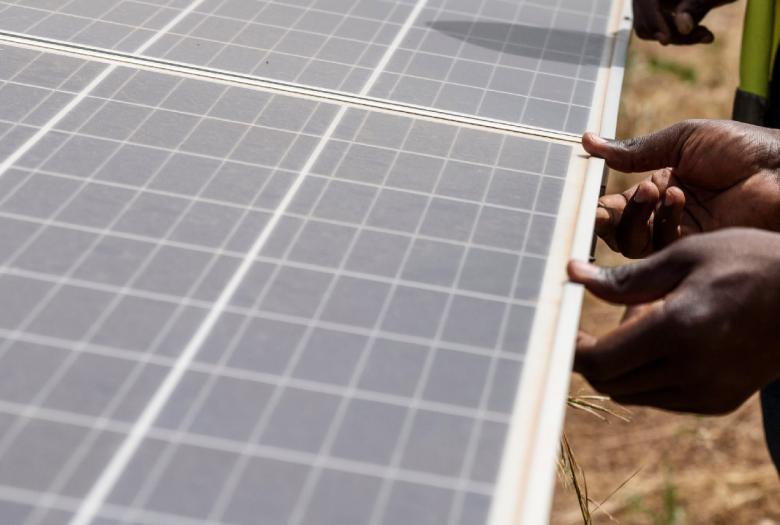 Développer le solaire pour faciliter l’accès à une énergie fiable et à faible coût au Burkina Faso