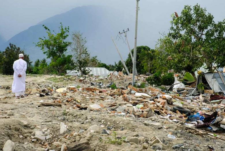 Trois mois après le séisme et le tsunami qui ont ravagé la baie de Palu, les dégâts sont toujours considérables