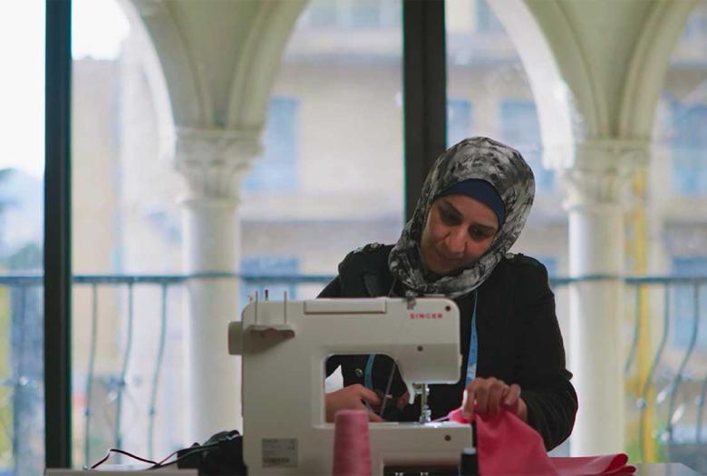 à lutter contre l’insécurité menstruelle et à promouvoir l’autonomisation économique des femmes au Liban