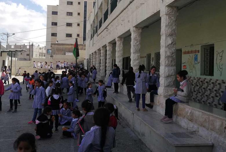 Ce programme vise à faciliter l’accès aux services pour la population et à renforcer les capacités des municipalités, avec une amélioration de la résilience face aux risques, en Palestine