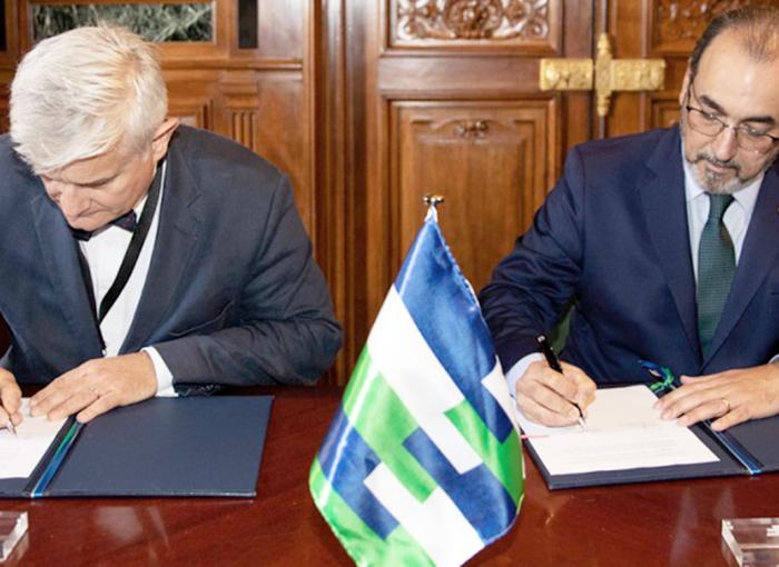 firma entre CAF y AFD