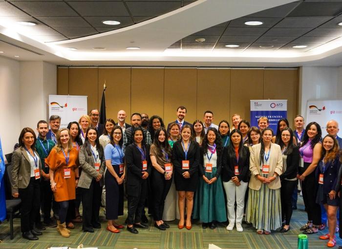 Foto taller finanzas climáticas_Equipo_Final.jpg 