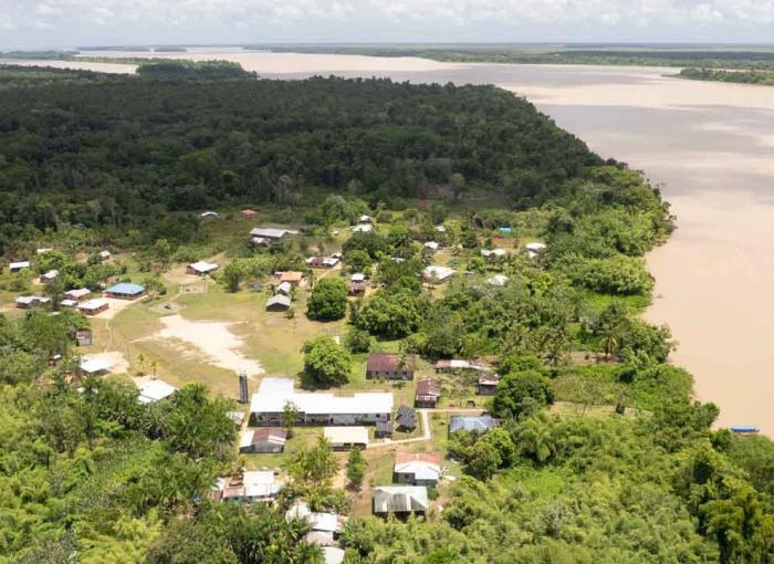 Le village amérindien de Trois Paletuviers.