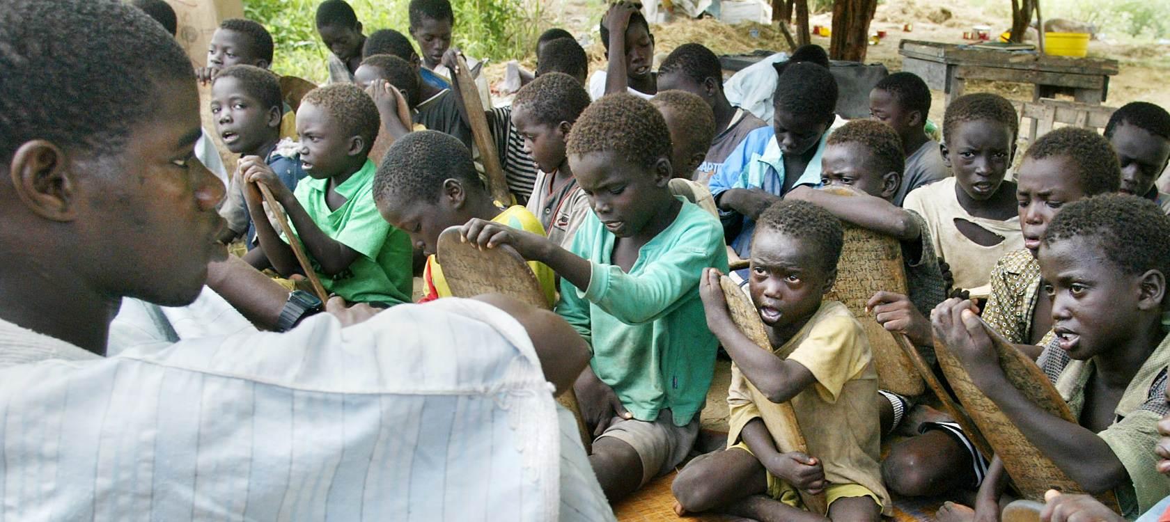 Formation et insertion socio-professionnelle des jeunes filles et garçons talibés dans les zones périurbaines au Sénégal
