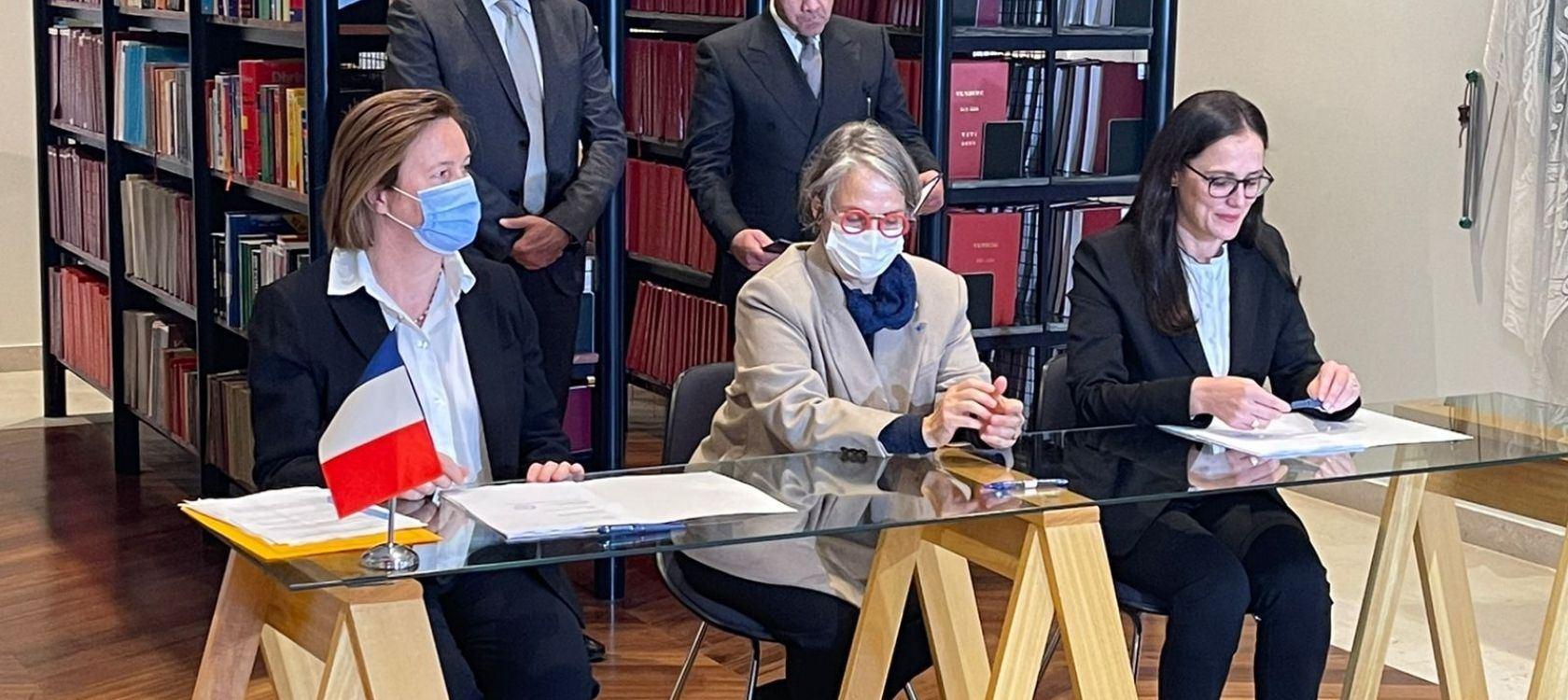 En partenariat avec la KfW, le prêt signé avec l'Albanie vient appuyer la réforme du secteur de l'énergie et permettra d’améliorer la soutenabilité du service d’électricité