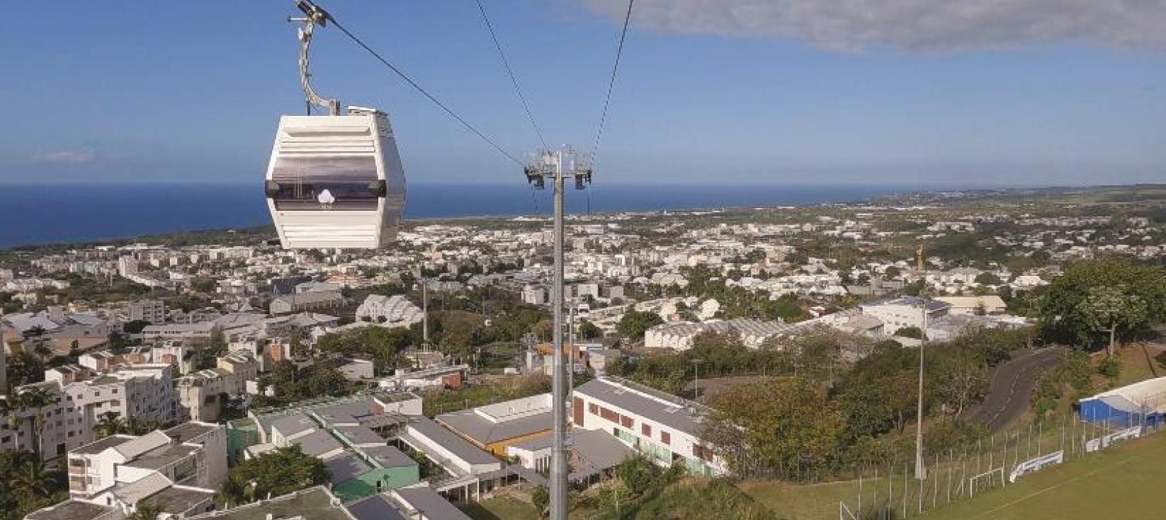 Première infrastructure de transport par câbles à La Réunion et en Outre-mer