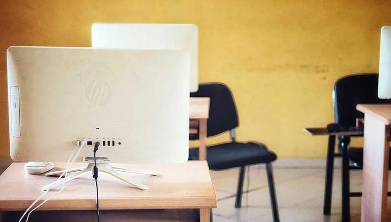 Le projet vise à renforcer les capacités des établissements avec des capacités d’accueil augmentées, des équipements adéquats et une offre de formation adaptée aux besoins réels des Comores.