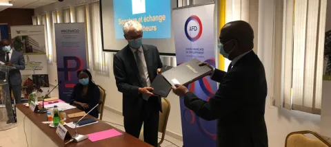 Côte d'Ivoire : le groupe AFD, l’Union européenne et la CGECI se mobilisent en faveur du financement des projets verts