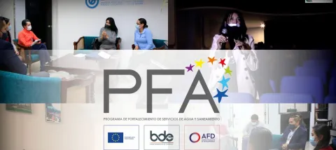 El equipo técnico del Programa PFA evalúa el buen funcionamiento y la sostenibilidad de proyectos de agua potable y saneamiento en Ecuador.