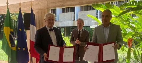 BASA assina um protocolo de entendimento com a AFD para o financiamento de investimentos verdes na Amazônia legal